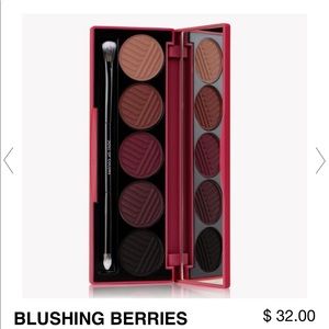 DOSE of Colors - Blushing Berries palette